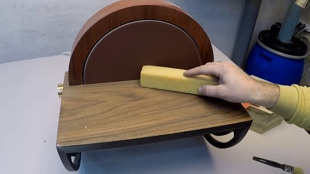 Как очистить наждачку, шлифовальные круги и шлифовальных ленты !!!
