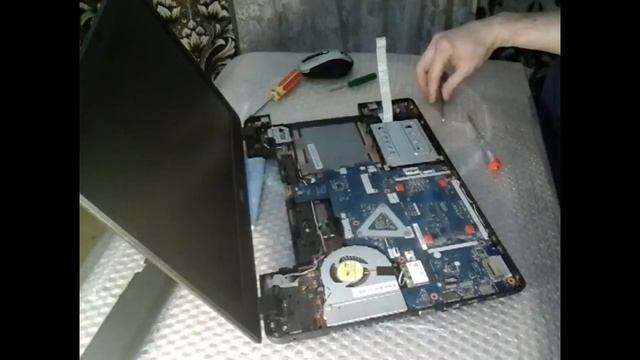 Как разобрать ноутбук.  Разборка ноутбука Acer.  How to Take Apart a Laptop. Часть 1.
