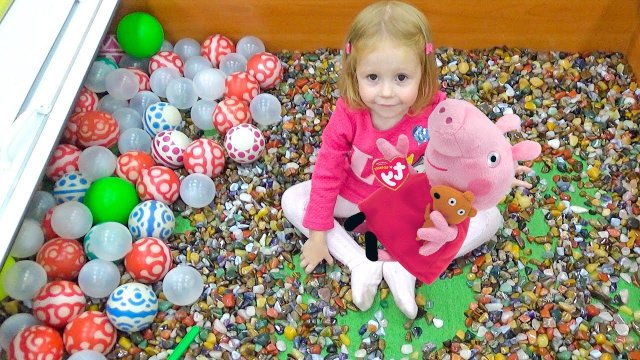 Настя на детской площадке в Краснодаре