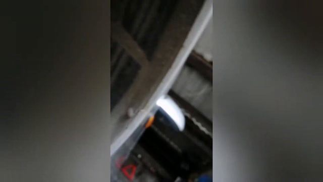 Снимаем расширительный бачок киа спектра