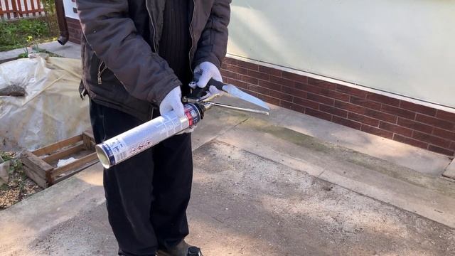 Как заменить баллон пены на пистолете. ВСЕГДА ЧИСТЫЙ ПИСТОЛЕТ для монтажной пены