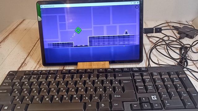 ПОДКЛЮЧИЛ КЛАВИАТУРУ И МЫШЬ К ПЛАНШЕТУ - ИГРАЮ В ИГРЫ!