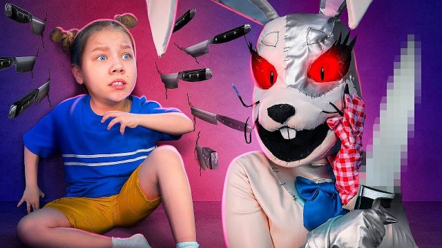 How to become a FNAF villain! Springtrap and Glitchtrap in real life!