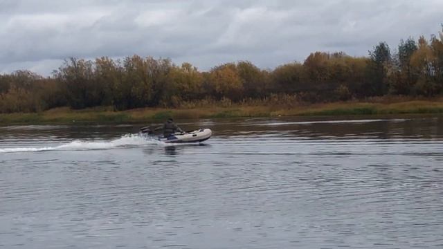 ТЕСТ TOHATSU 9.9 JET (ВОДОМЕТ) НА  ПВХ ЛОДКЕ БЕЗ ТОННЕЛЯ??? замер скорости!