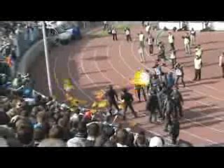 Футбол для фанатов, а не для мусоров