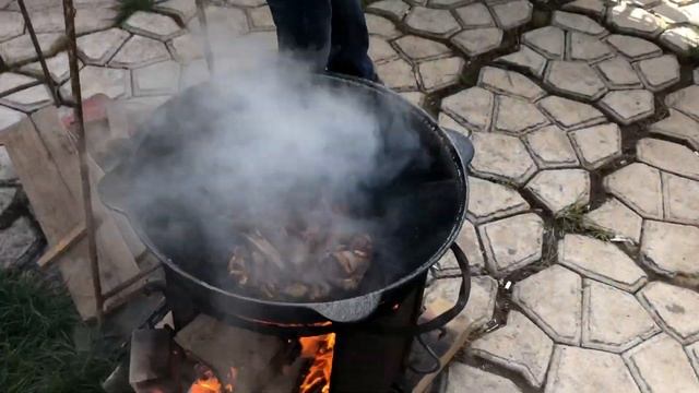 Куырдак по Казахский в казане на костре, он же каурдак, куурдак, казан кабоб, Рецепт от Рината