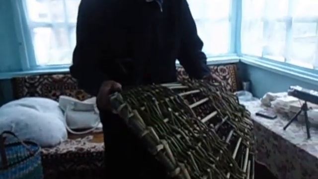 Как плести из лозы. с. Салтычки Добринский район. Часть 1.
