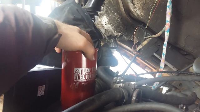 Замена фильтров на самосвале Шакман (shacman)