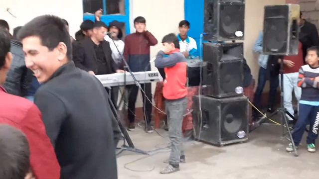 Бачаи зафарча туй дар гелот