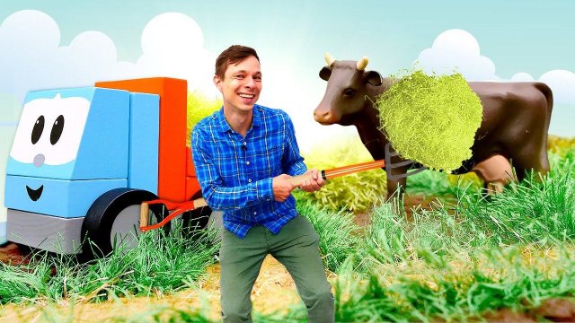 Видео про машинки и Супер Крылья на ферме. Грузовичок Лева и мультфильм. Грузик кормит животных