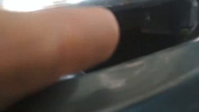 Устранить провисание переднего бампера Рено Логан