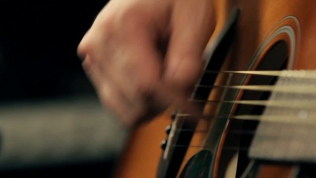 Product Spotlight - Yamaha FG700S Folk Acoustic Guitar