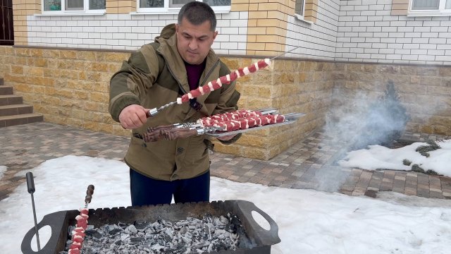 Готовим вкуснейший шашлык из говядины с курдючной прослойкой на мангале! Сочный шашлык из говядины