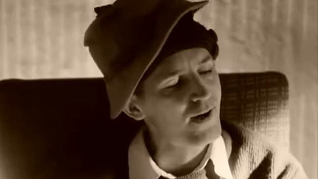 Губы окаянные.  ( Пять вечеров ).