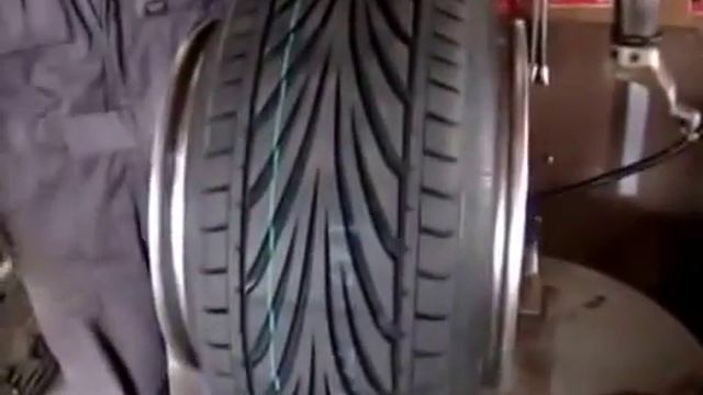 Одеваем резину на широкий диск