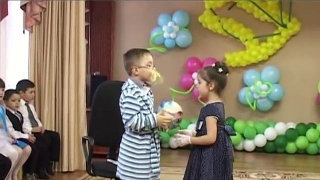 Сценка-шутка "Семья" (видео от Валерии Вержаковой)