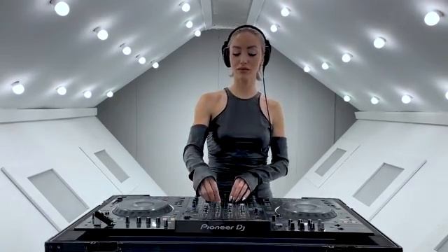 Классная диджейская подборка №4 
Melodic Techno Progressive House Mix