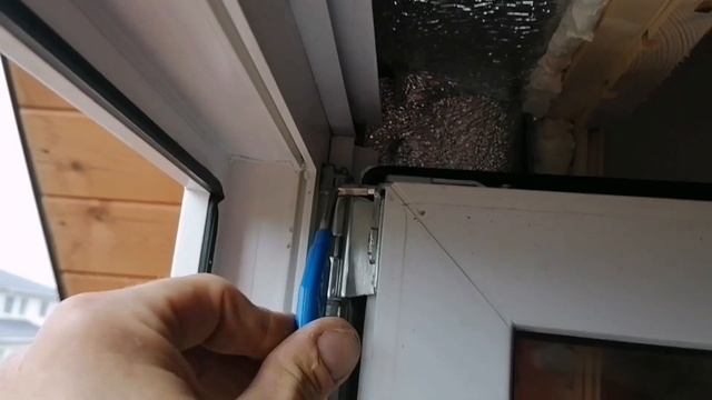 Откосы из сэнвича в деревянном доме
