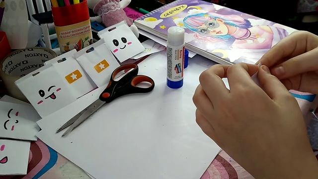 КАК СДЕЛАТЬ  БУМАЖНЫЕ ПАКЕТИКИ , ЗА 5 МИНУТ??