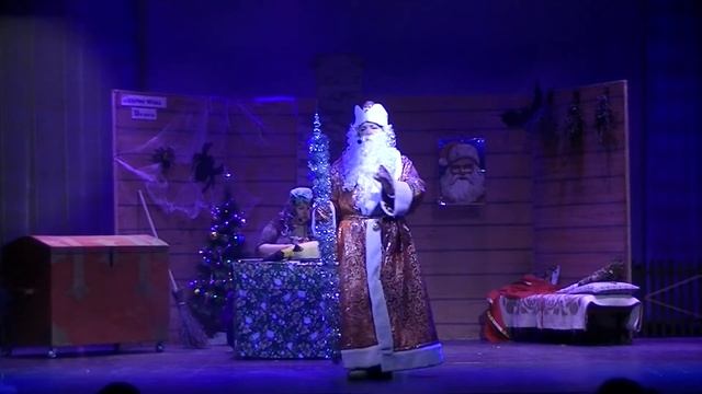 Новогодняя сказка "Ирония избы или с НЕлёгким паром". Автор Эвелина Пиженко