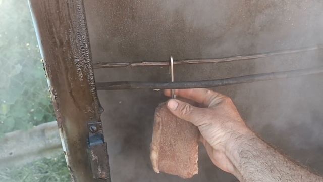 Как закоптить мясо холодного копчения.