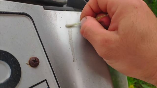 КАК УДАЛИТЬ СУПЕРКЛЕЙ С МАШИНЫ???растворяем суперклей