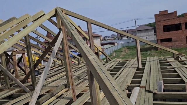 Стропильная система вальмовой кровли