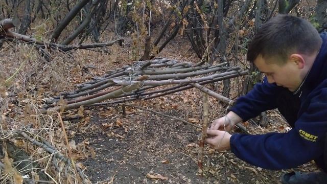 ПОЙМАЛ ФАЗАНА ЖИВЫМ! Простая ловушка на фазана! Как поймать фазана? ФАЗАН попался, ловушка сработал