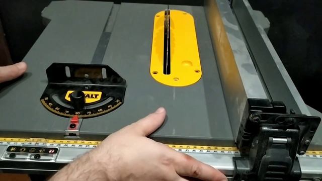 Обзор на настольную пилу Dewalt DWE7485-QS