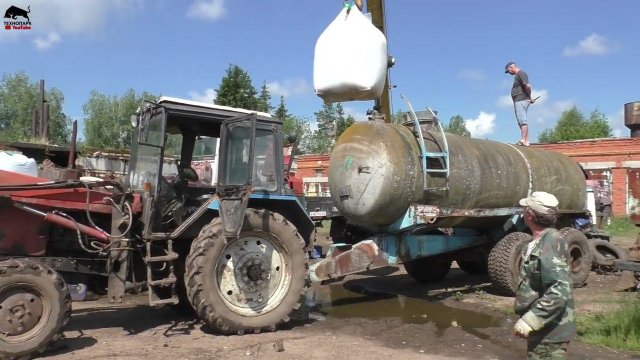 Разбираю задний мост ДТ 75. Туман 2 опрыскивает пшеницу!