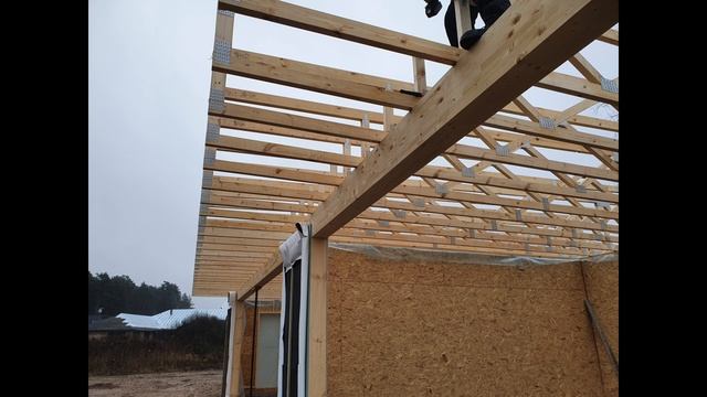 Крыша из деревянных ферм