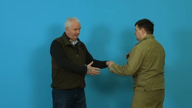 Простые и незаметные удары ногами для самообороны.