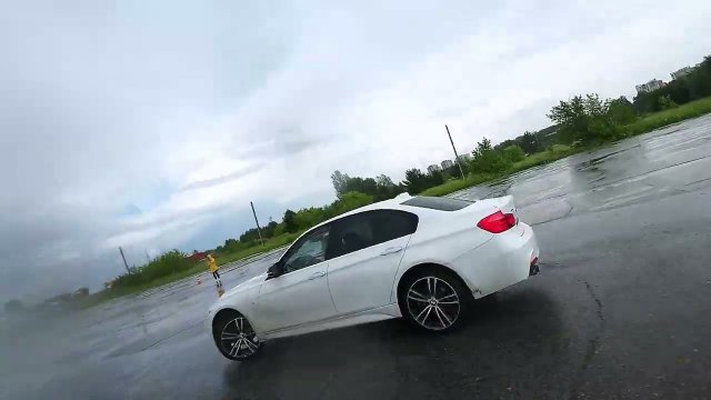 VIP-Курс. BMW Уроки экстремального и контраварийного вождения для опытных водителей в Новосибирске
