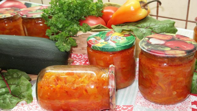 Салат из кабачков Анкл Бенс на зиму. Рецепт вкусного салат из кабачков