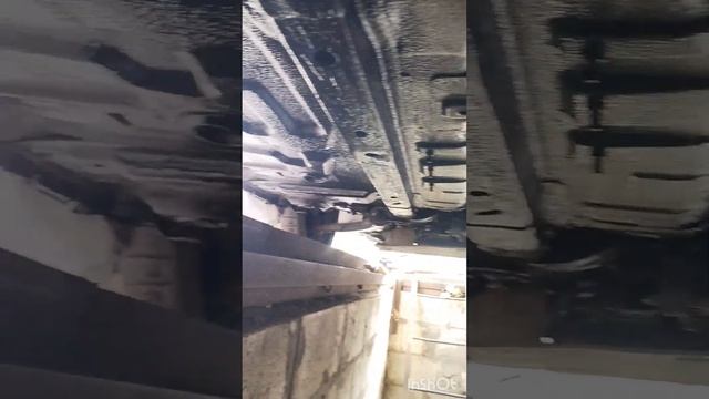 нанесение пушечного сала,на днище автомобиля