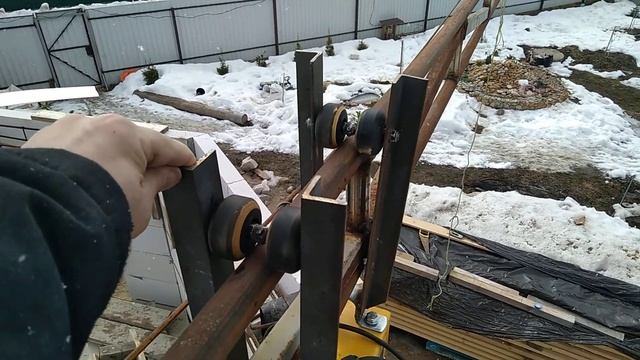 Каретка для тельфера, необычный механизм.