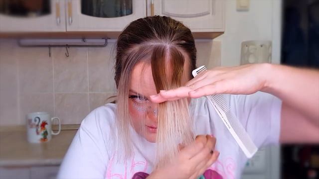 Как подстричь челку. Модная челка, очень подробно. How to cut bangs, korean style.