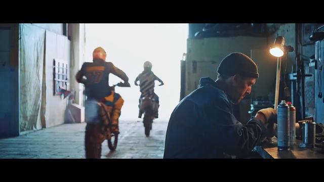 LOUNA   Обычный человек   OFFICIAL VIDEO   2016