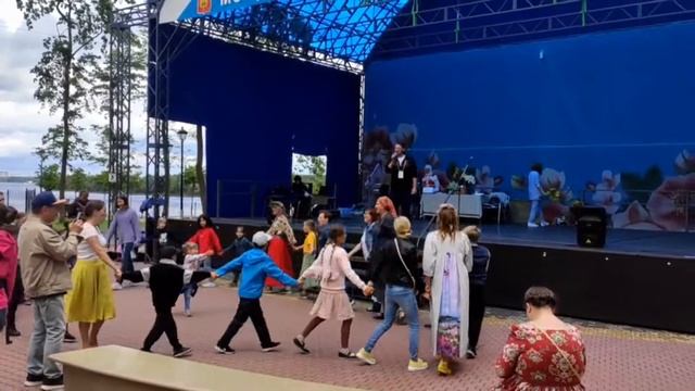 Игра-зарядка для школьников "Хоровод здоровья"