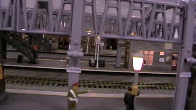 Train station announcements,any gauge.