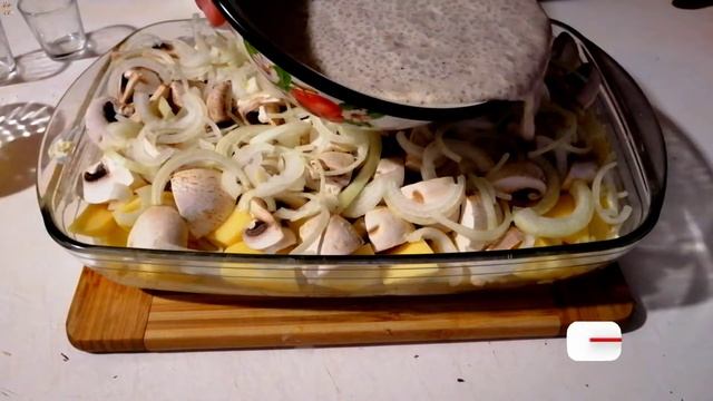 КАРТОШКА С ШАМПИНЬОНАМИ И СМЕТАНОЙ. Быстро, вкусно и очень просто!
