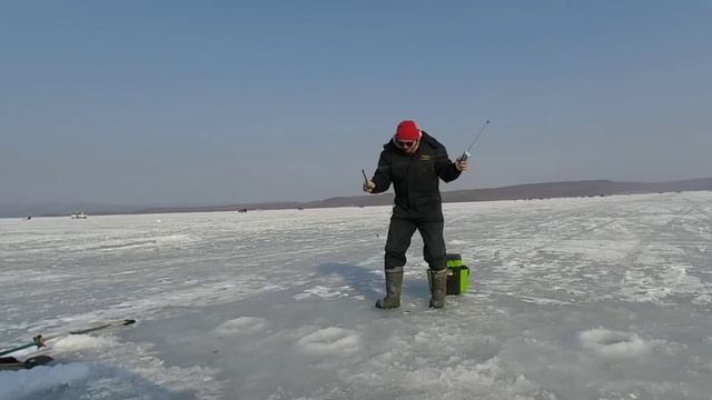 Зимняя рыбалка в Приморье 2023. Зимняя рыбалка в Приморском крае. Приморский край рыбалка.