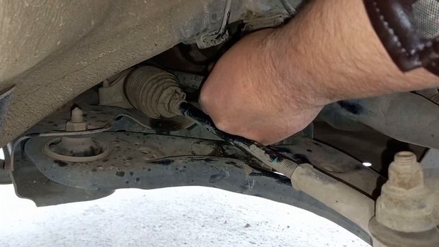 Замена втулок стабилизатора VW POLO