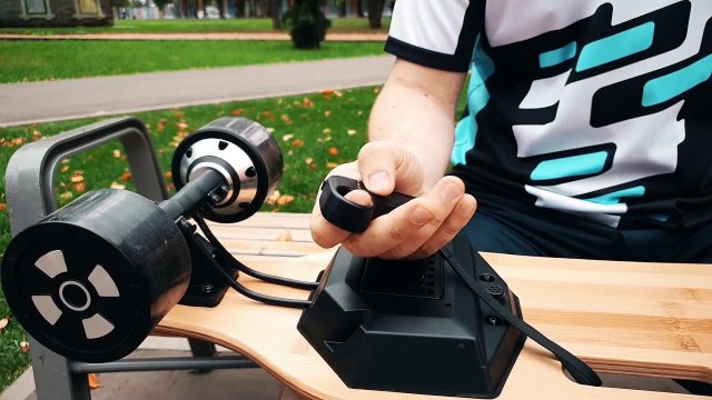 Лучший электроскейт за 30К _ Обзор на электро скейтборд PowerDrive E2K 1200W