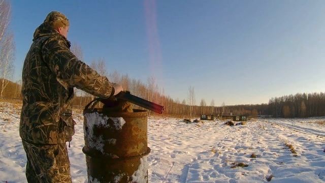 Стреляю пулей рекорд стрела и КЗОРС полева 6 12 калибра! смотрим на результат!)