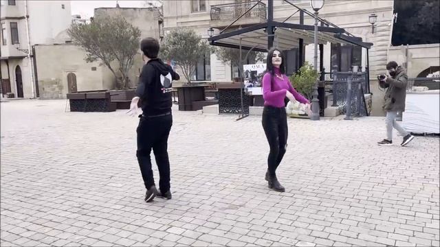 Супер Кавказская Песня Жизнь Тебе Дарю Лезгинка 2021 Девушка Танцует Классно Девичья башня ALISHKA