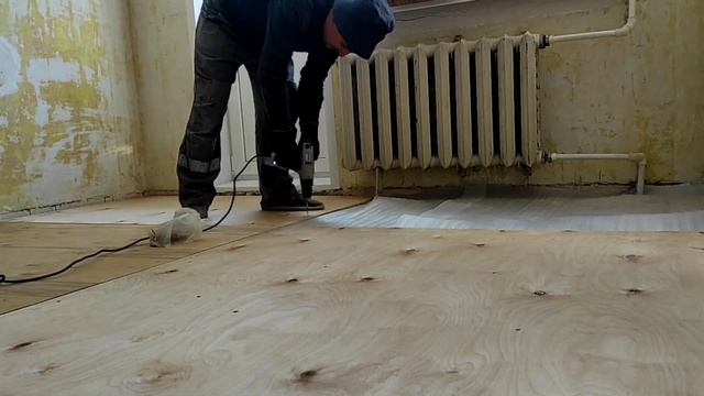 ПОЛЫ В КВАРТИРЕ СВОИМИ РУКАМИ. КАК СДЕЛАТЬ ПОЛЫ ИЗ ФАНЕРЫ.