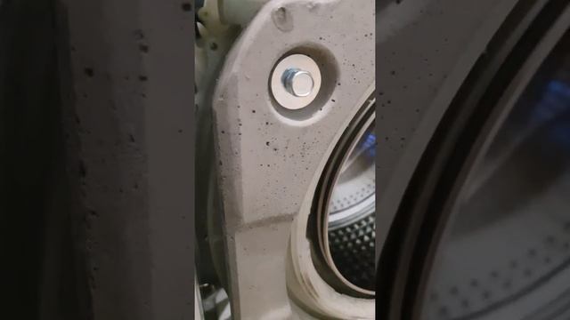 Щелчки при вращении барабана стиральной машине Самсунг.