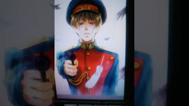 Вдруг как в сказке срипнула дверь