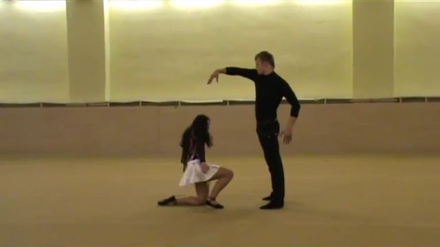Акробатические танцы